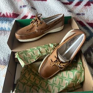 Women's Solstice Boat Shoe Oxford in Peanut Brown Eastland
